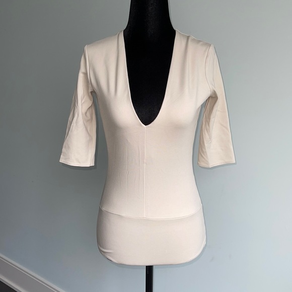 Babaton Tops - Aritzia Babaton bodysuit. Size XS